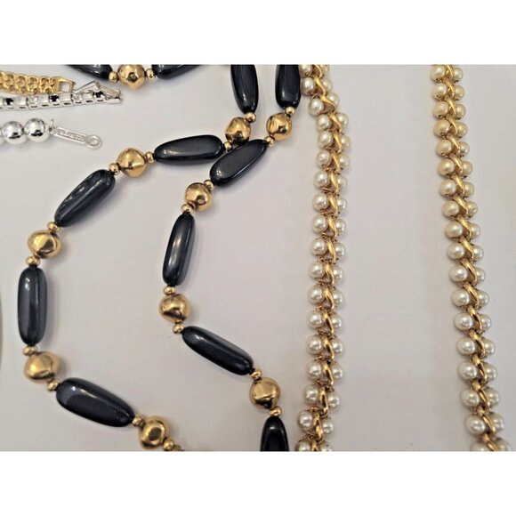 Vintage to Modern Napier Jewelry Lot Bracelets Earrings Necklaces Brooch - Picture 6 of 16